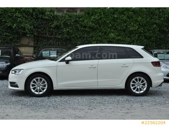 Audi A3 A3 Sportback 1.4 TFSI Attraction Image 3